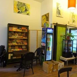 Biodevega, Budapest - Belső