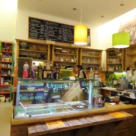 Biodevega, Budapest - Belső