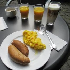 Bazilika alatti Panzió, Esztergom - Vendéglátás