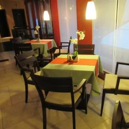 Bazilika alatti Panzió, Esztergom - Vendéglátás