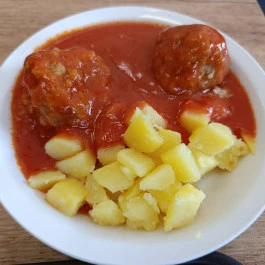 Bázis Konyha Budapest - Étel/ital
