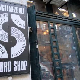 Beat On The Brat Vinyl & Bar, Budapest - Egyéb