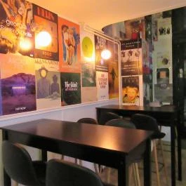 Beat On The Brat Vinyl & Bar, Budapest - Egyéb