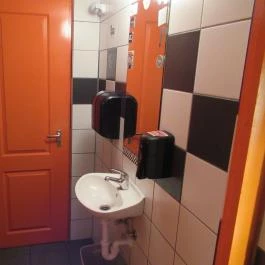 Beat On The Brat Vinyl & Bar, Budapest - Egyéb