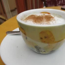 Beatrix Cukrászda Budapest - Étel/ital