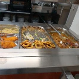 Béke Önkiszolgáló Étkezde Budapest - Étel/ital