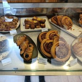 Béke Pékség és Bisztró, Kismaros - Étel/ital