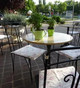 Békebeli Cukrászda