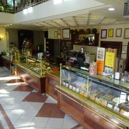 Békebeli Cukrászda, Cegléd - Belső