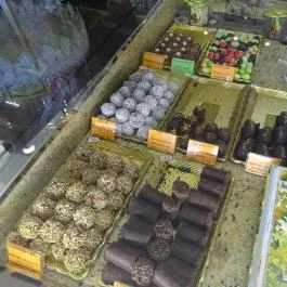 Békebeli Cukrászda, Cegléd - Étel/ital