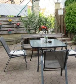 Békeidők Cukrászdája