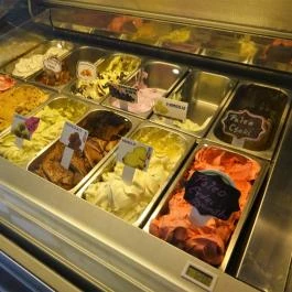 Béla Bácsi Cukrászdája Budapest - Étel/ital