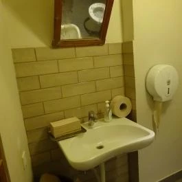 BÉLA - Bár, Étterem, Lakás, Arborétum Budapest - Mosdó