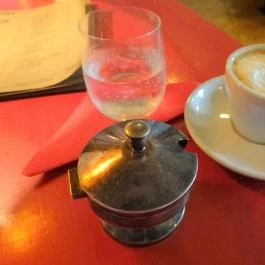 BÉLA - Bár, Étterem, Lakás, Arborétum Budapest - Étel/ital