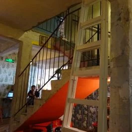 BÉLA - Bár, Étterem, Lakás, Arborétum Budapest - Belső