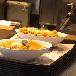 Bellozzo - Allee Budapest - Étel/ital