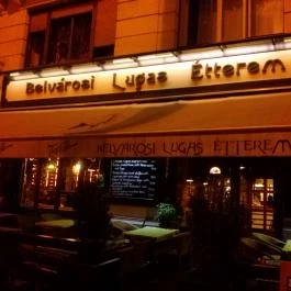 Belvárosi Lugas Étterem Budapest - Külső kép
