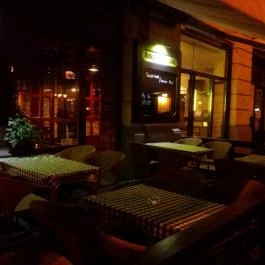 Belvárosi Lugas Étterem Budapest - Külső kép