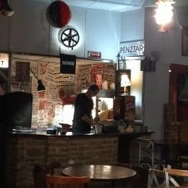 Bem Mozi Kávézó Budapest - Belső