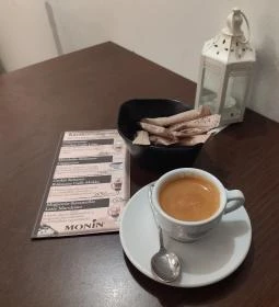 Ben The Goose Coffee & Bar