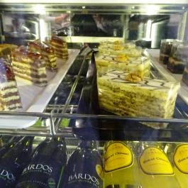 Bench Café - Gozsdu Udvar Budapest - Étel/ital