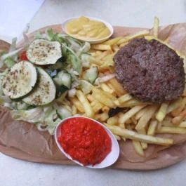 Bereg Bar & Cafe Budapest - Étel/ital