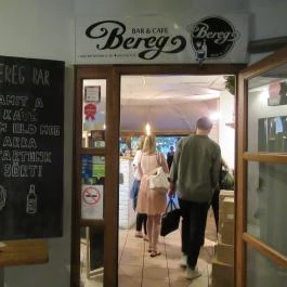 Bereg Bar & Cafe Budapest - Belső