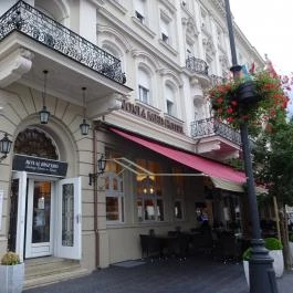 Royal Bisztró – Széchenyi Étterem és Kávézó Sopron - Külső kép