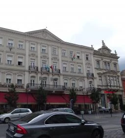 Royal Bisztró – Széchenyi Étterem és Kávézó