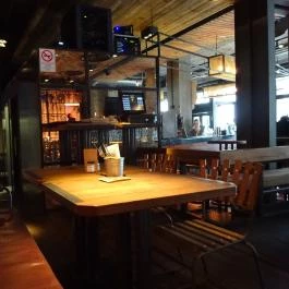 Bestia Budapest - Belső