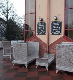 Bíbor Bistro - Caffe & Restaurant
