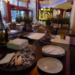 Bíbor Bistro - Caffe & Restaurant Nagykanizsa - Belső