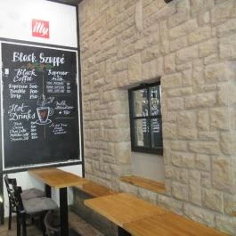 Black Szuppé, Budapest - Belső