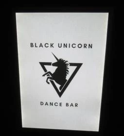 Black Unicorn Bár