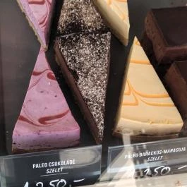 Black Unicorn Caffe Budapest - Étel/ital