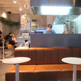 Blue Agori - Greek Street Food Bar - Madách Imre út Budapest - Belső