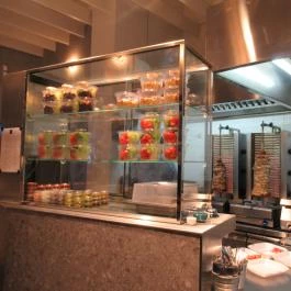 Blue Agori - Greek Street Food Bar - Madách Imre út Budapest - Belső