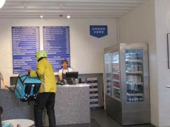 Blue Agori - Greek Street Food Bar - Margit körút Budapest