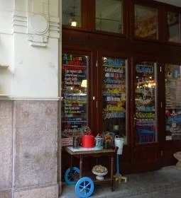 Blue Bird Cafe - Gozsdu Udvar