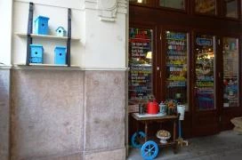 Blue Bird Cafe - Gozsdu Udvar Budapest