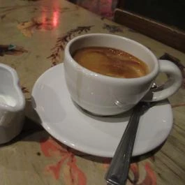 Blue Bird Cafe - Gozsdu Udvar Budapest - Étel/ital