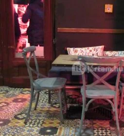 Blue Bird Cafe - Gozsdu Udvar