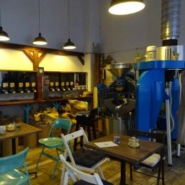 Blue Bird Roastery Kávéház Budapest - Belső
