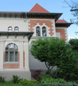 Bobo Restaurant - Haris Park