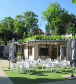 Bobo Restaurant - Haris Park