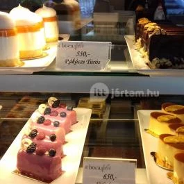 Dibáczi cukrászda és kávézó Budapest - Étel/ital