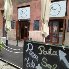 Boccone Ristorante e Caffe, Budapest - Külső kép