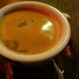 Bohem 16 - Bistro & Lounge Budapest - Étel/ital