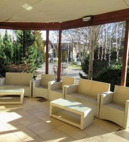 Bohém Bowling Café