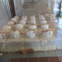 Bohém Cukrászda Devecser - Étel/ital